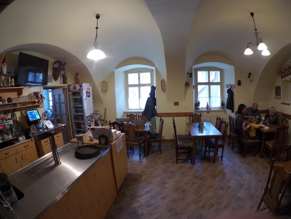 Sporkuv Mlyn Hotel Dvůr Králové nad Labem Buitenkant foto